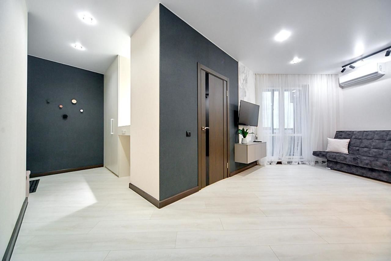 Апартаменты Modern apartment near the metro Минск-24