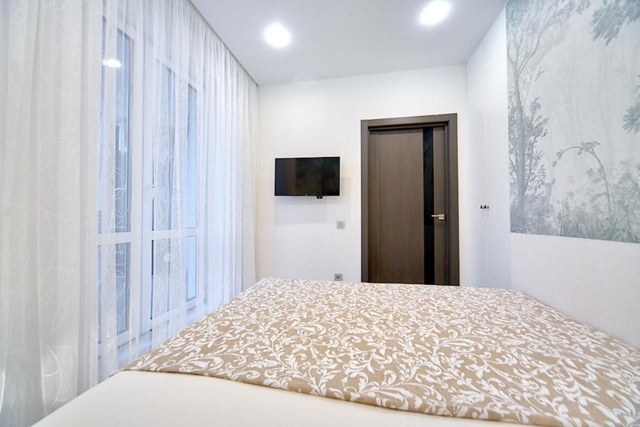 Апартаменты Modern apartment near the metro Минск-28