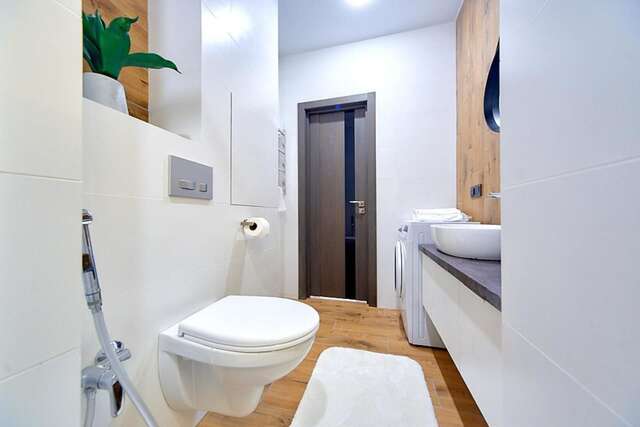 Апартаменты Modern apartment near the metro Минск-15