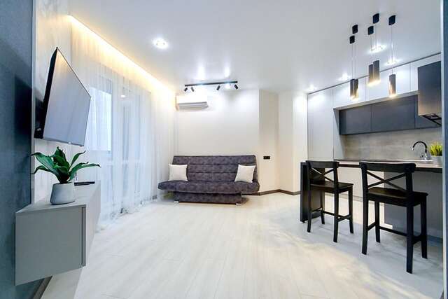 Апартаменты Modern apartment near the metro Минск-17